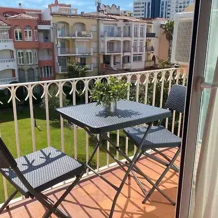 Apartamento Para 4 Personas A 200 M De La Playa. Apartment Empuriabrava