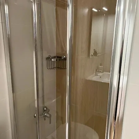 Apartamento Para 4 Personas A 200 M De La Playa. *