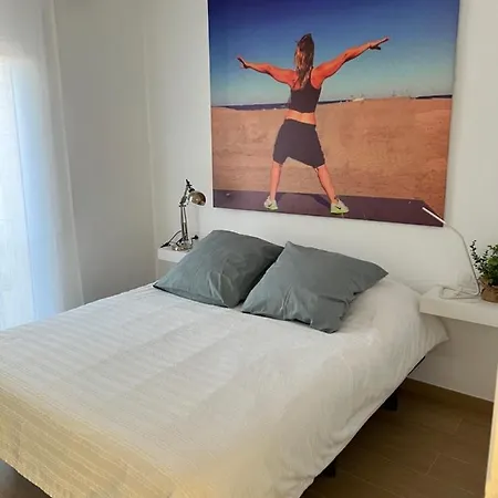 Apartamento Para 4 Personas A 200 M De La Playa. Empuriabrava